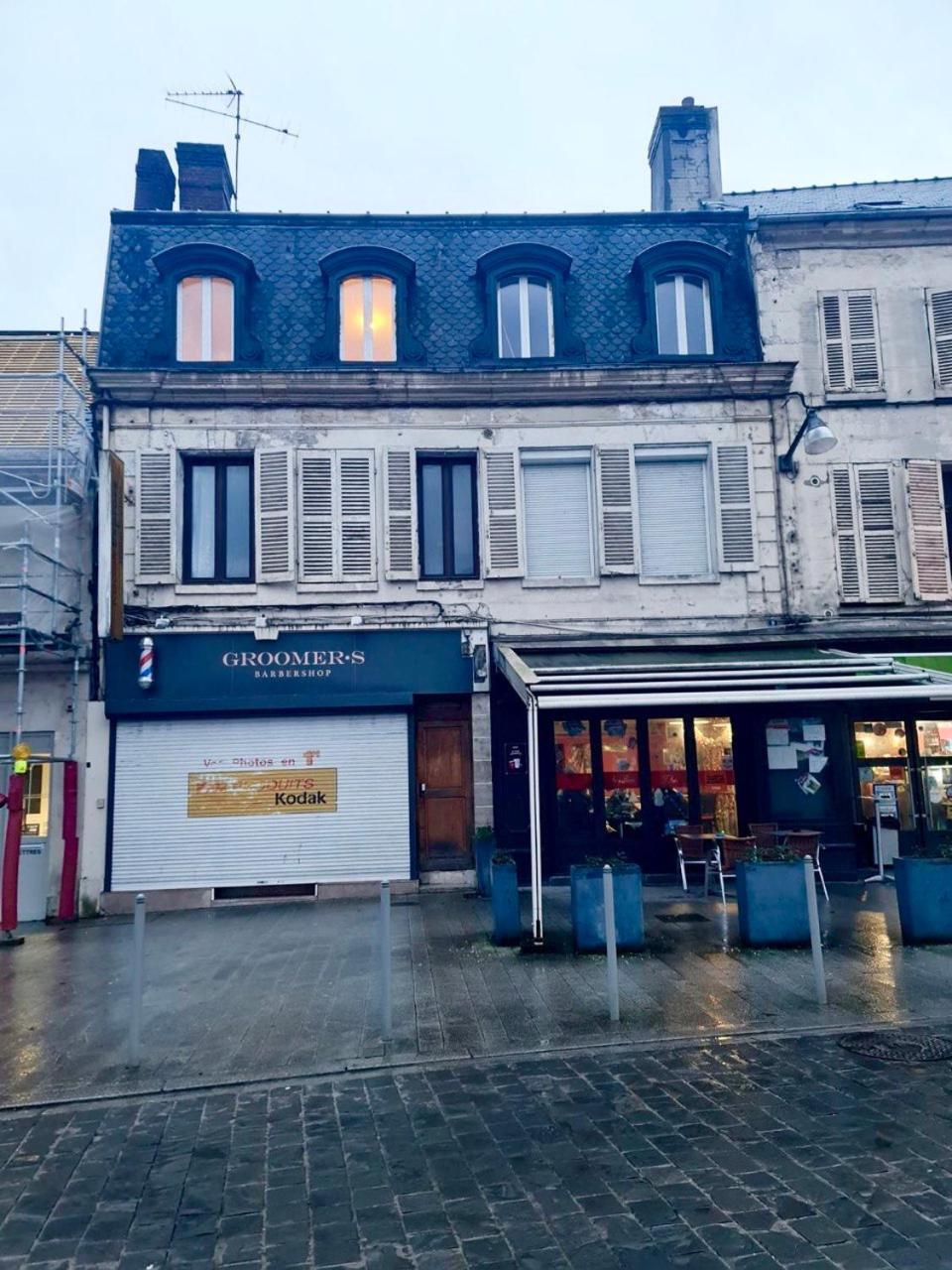 Un Appartement En Centre Ville , A 2 Pas Du Chateau De Villers Cotterets Buitenkant foto
